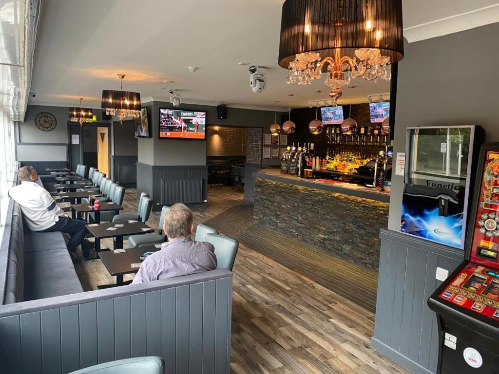 The Windsor Hotel And Bar Керкколди Экстерьер фото